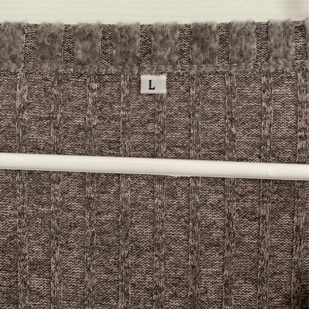 Sweater - Picture 3 of 3